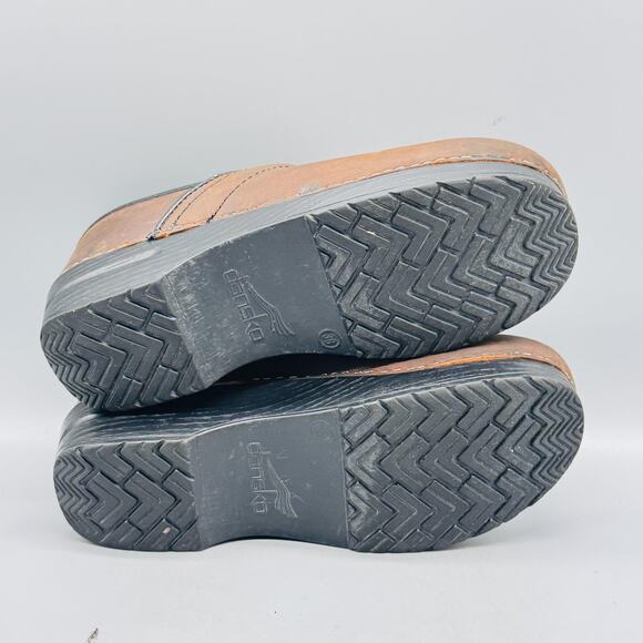 Dansko Shoes Womens 8 Brown Leather Professional Clogs Slip On Work Nursing - Picture 7 of 10